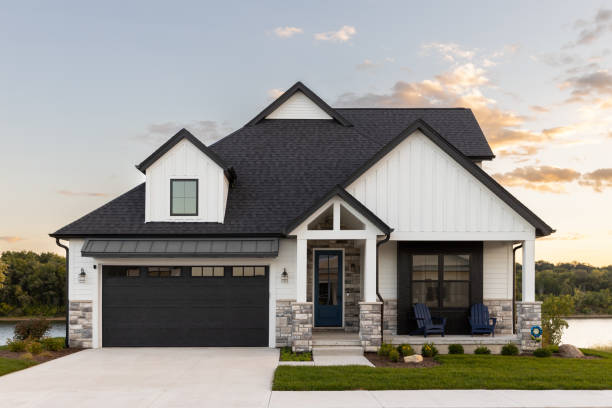Best Skylight Installation and Repair  in Oconto Falls, WI